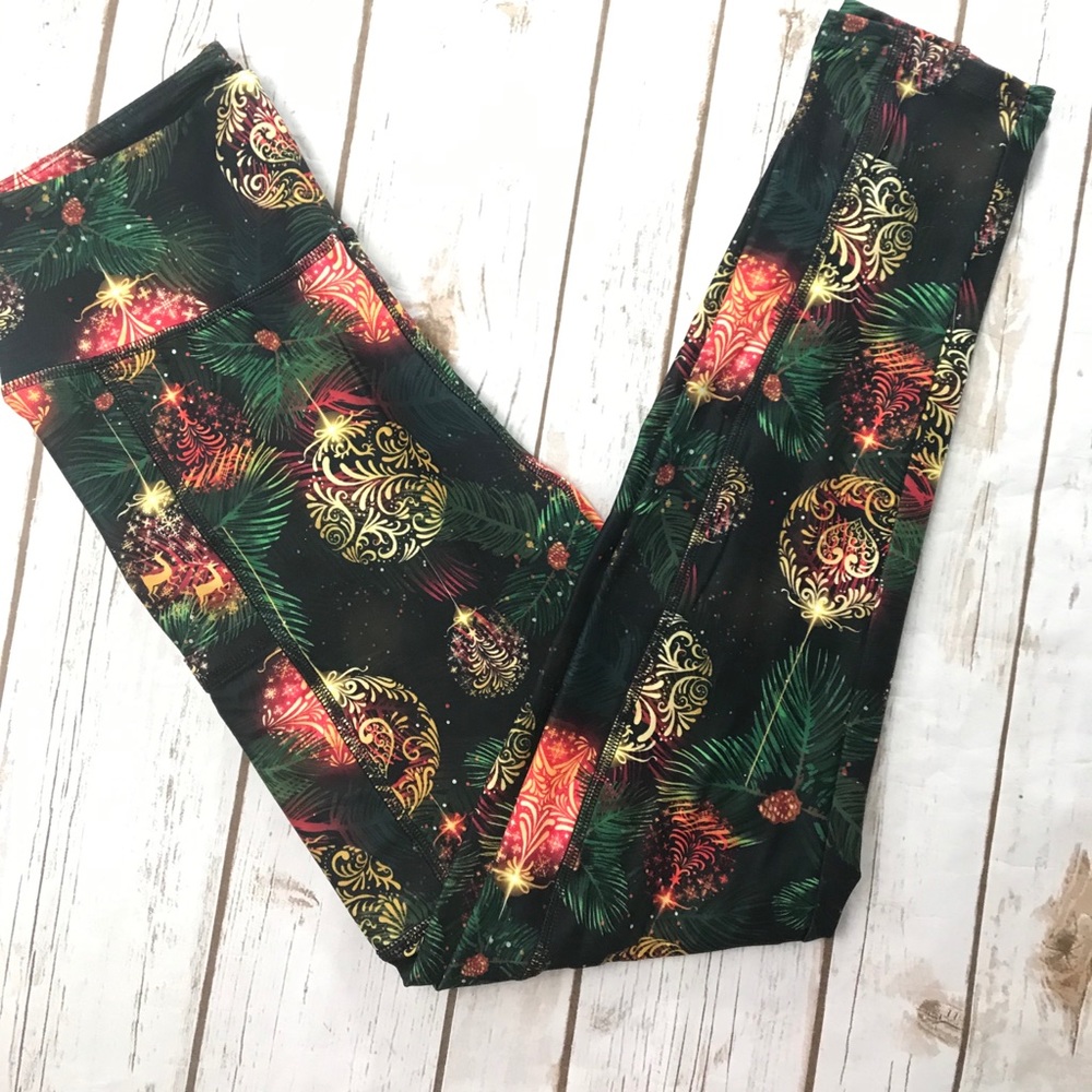 Christmas Leggings by Whimsies OS